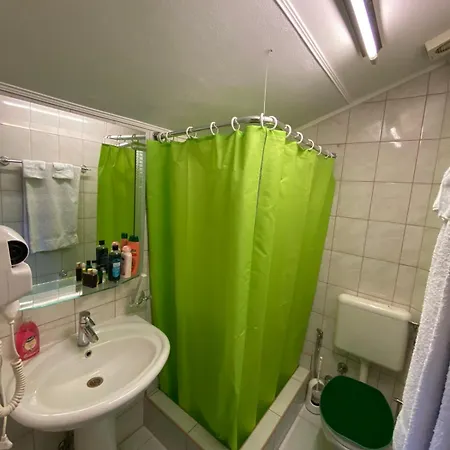 Apartment Potoklinica Deluxe And Relax Sarajevo